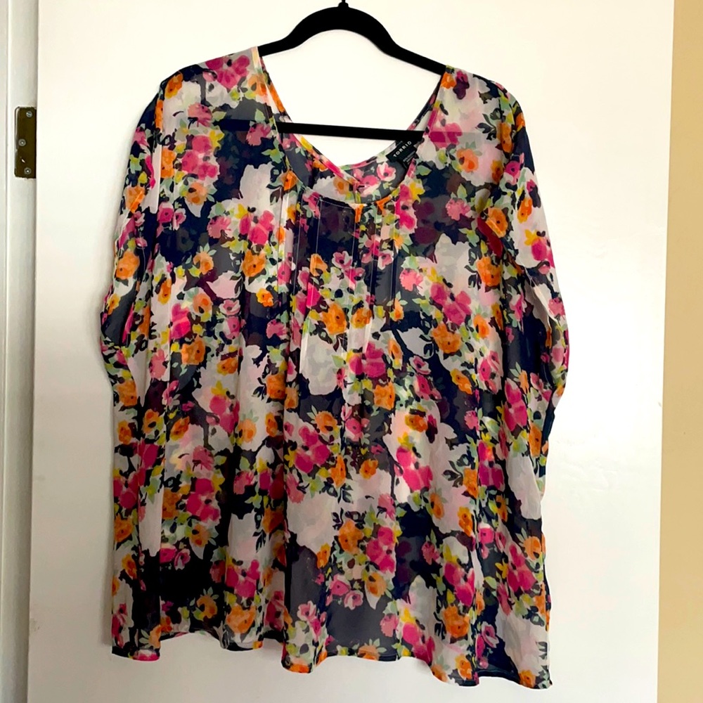 Torrid floral cap sleeve blouse